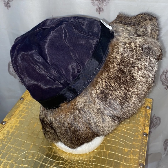 FUR HAT OS LINED 14” Diameter - Picture 9 of 12